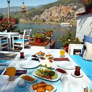Otel Myra ***